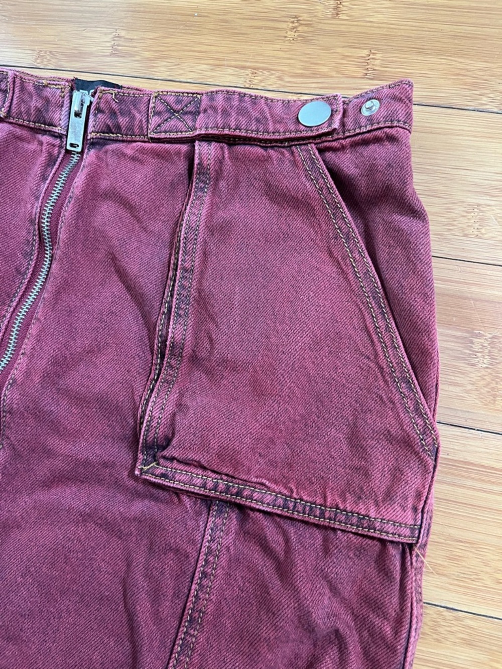 BDG Urban Outfitters Stone Wash Utility Chic Denim Berry Front-Zip Mini Skirt - Picture 5 of 10